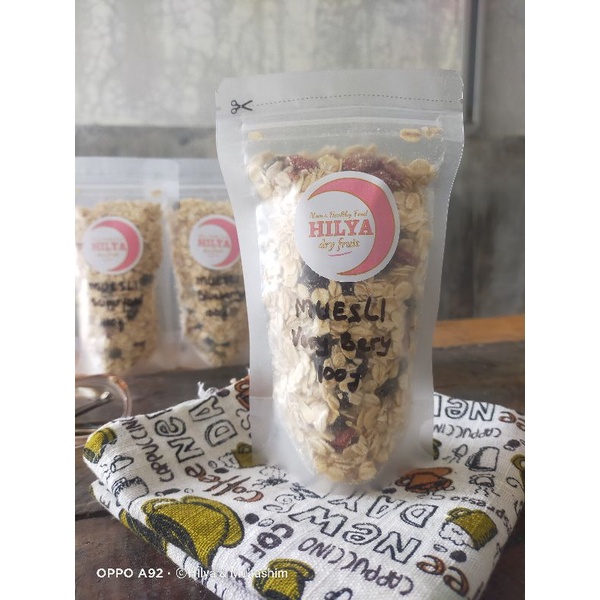 

Very Bery Muesli 100gr Sereal Sarapan