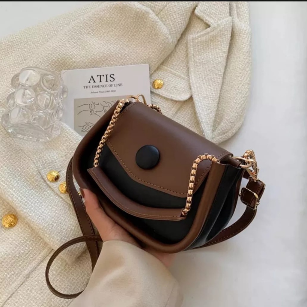 Tas Selempang Wanita Qyara Rantai Ulir