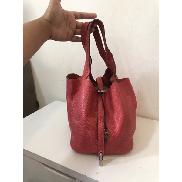 TAS KULIT ALA PICOTIN MERAH PRELOVED