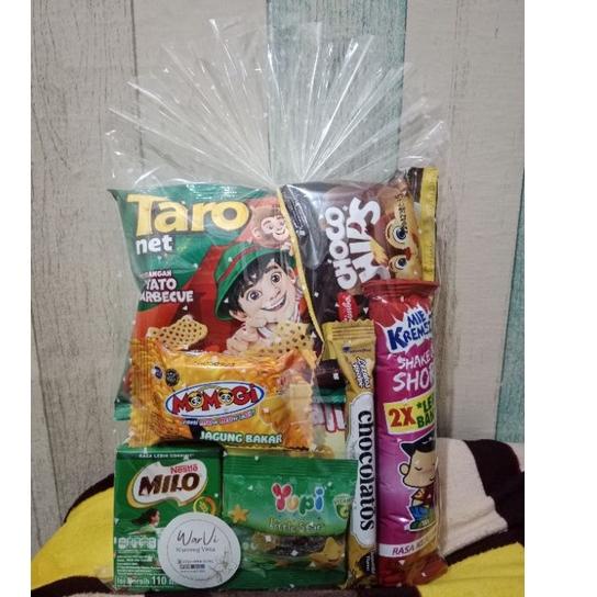 

Star 7.7 PAKET 2 / Bingkisan ulang tahun / Snack ulang tahun / souvenir ulang tahun / parcel ulang tahun / parcel lebaran / parcel anak / hampers