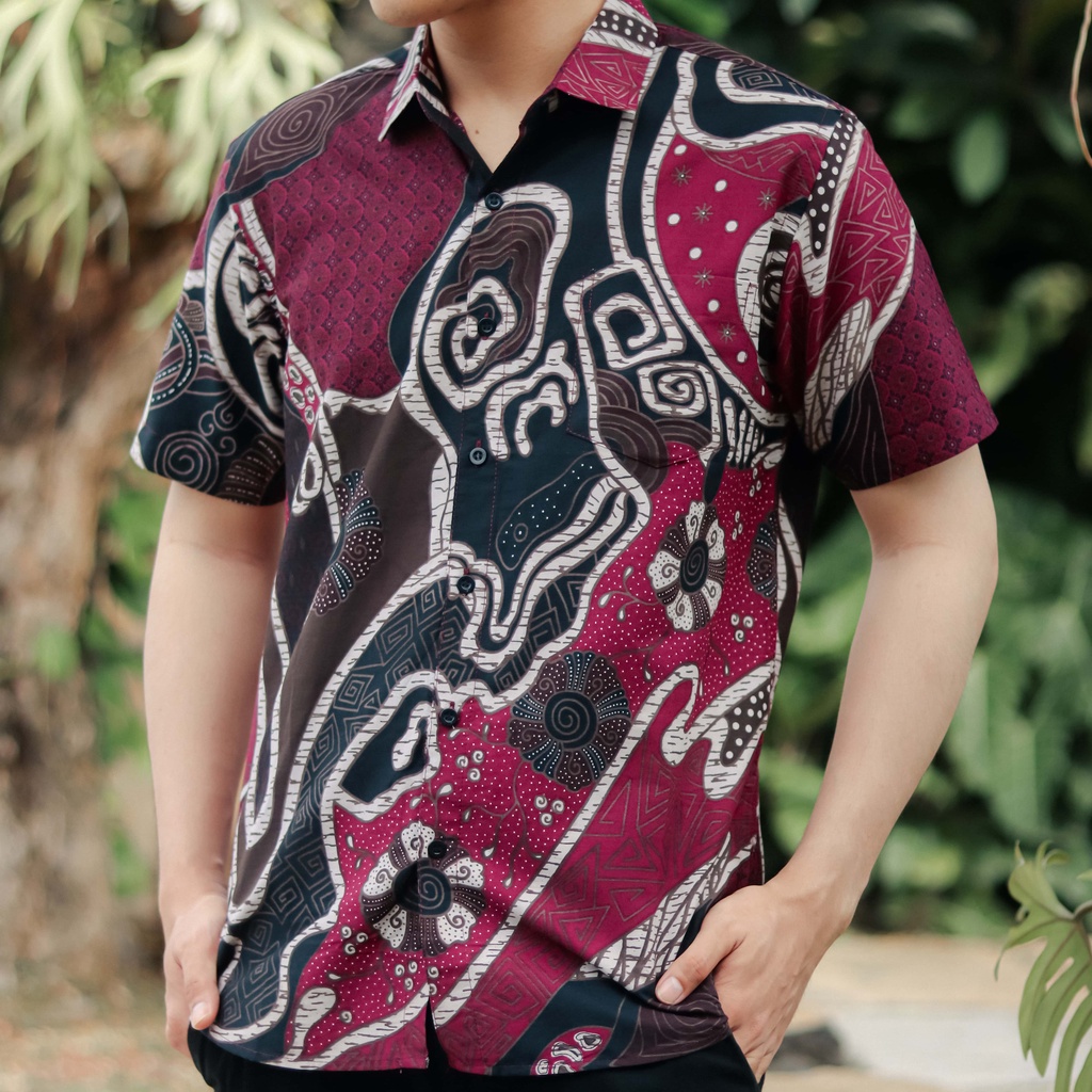 BatikBule Kemeja Batik Slimfit Pendek Motif Casual Warna Hitam Merah &amp; Hitam Coklat LBS 1871 &amp; 1872