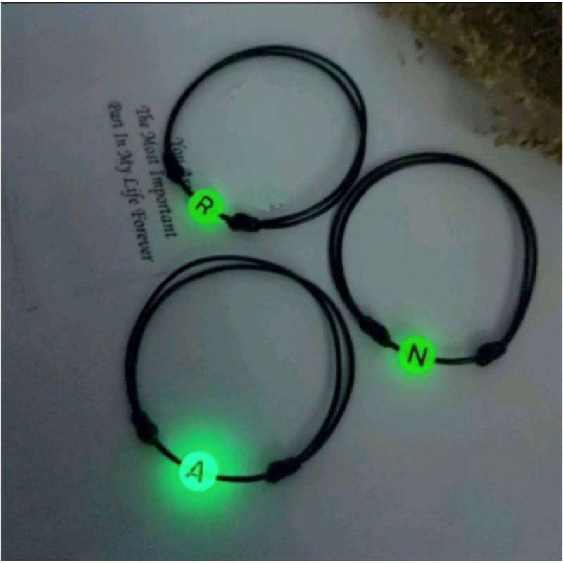 {COD} SepesialHari Ramadhan Termurah Gelang Glow in the drak INISIAL waterproof Huruf/ Bisa request huruf { Free Gift Setiap pembelian 10 pcs}