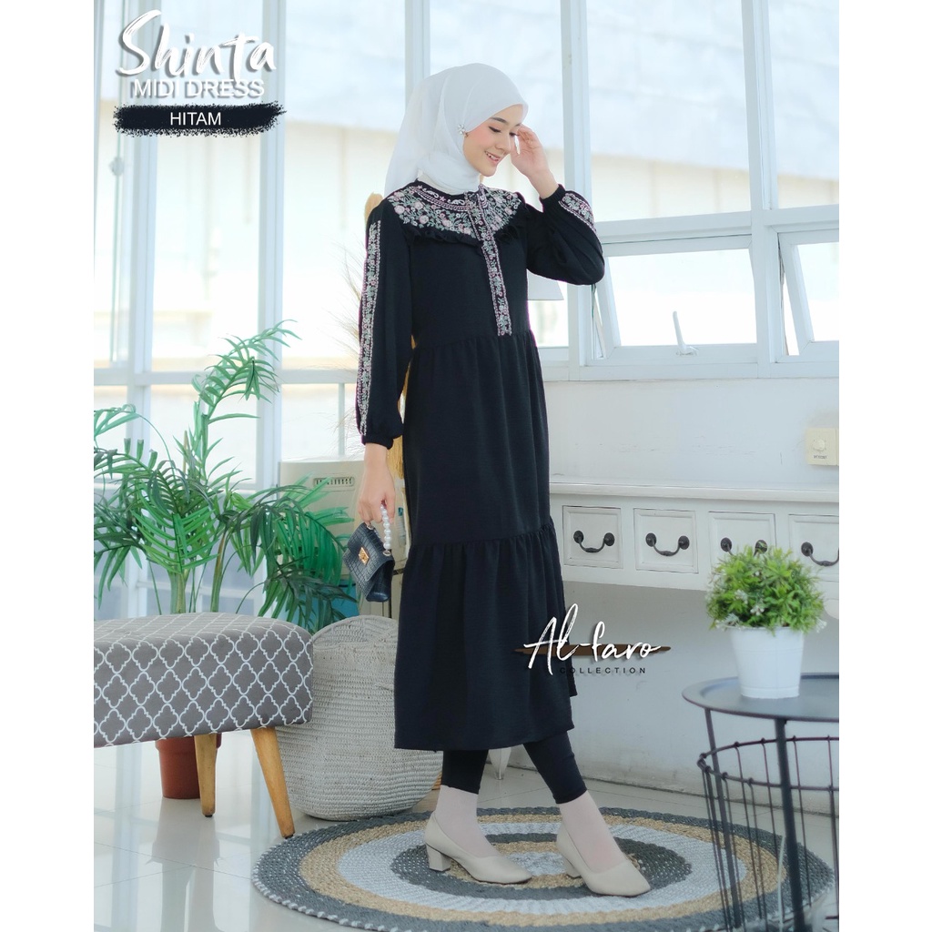 Midi Dress Cringkel bordir shinta ori alfaro best model remaja wanita masa kini ootd putih hitam