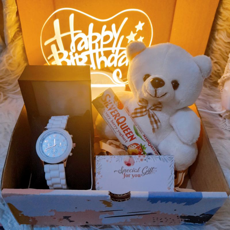 a3) Hampers Kado Ulang Tahun Spesial untuk Cewek / Hadiah Ultah Cewek / Hadiah Ulang Tahun / Hampers Gift Box / Kado Boneka Jam Tangan Cewek Lampu Tidur Led Akrilik 3D