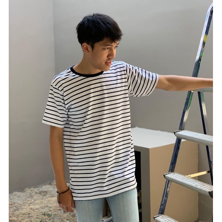KAOS STRIPE DOMINAN PUTIH List HITAM, Cotton Premium