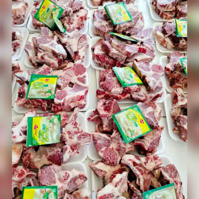 

Iga gondrong free kuah baso