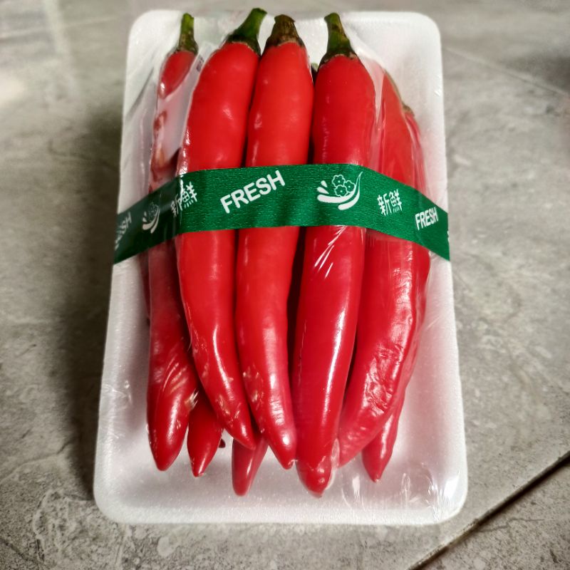 

Lombok Cabe Merah Besar
