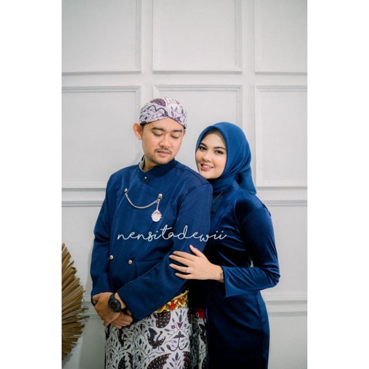 [1 Set, PNS01A] Baju Prewed Instan / Baju Couple Adat Jawa - Solo, Motif Sidoasih Kecil