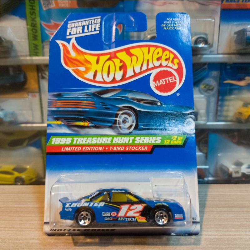 HOT WHEELS T-BIRD STOCKER - TREASURE HUNT - THS - STH