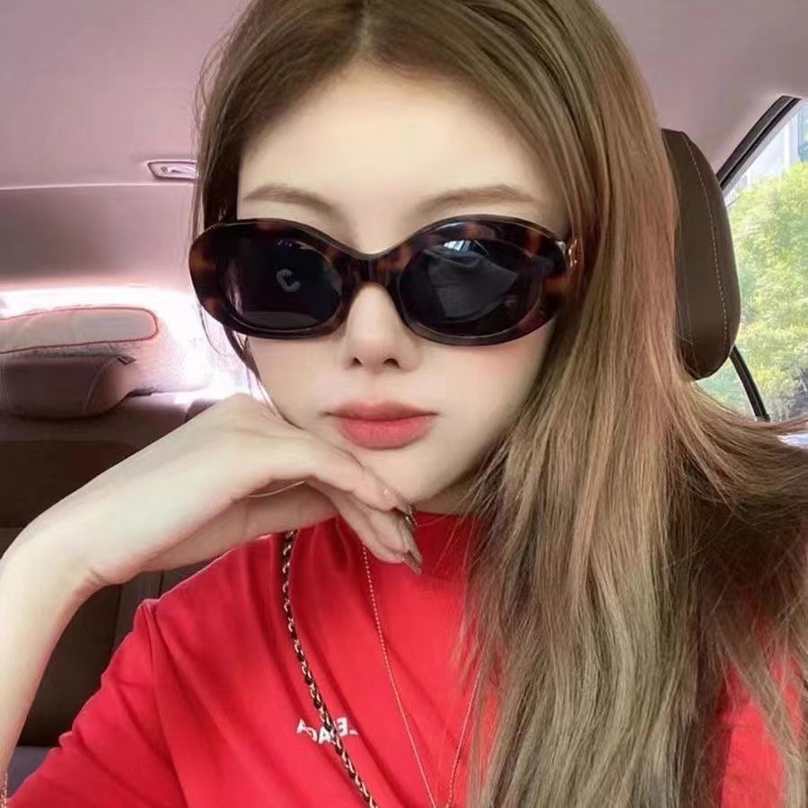 Kacamata Hitam Korean Harajuku Style Round Sunglasses Same style of fashion stars
