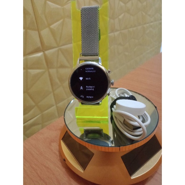 FOSSIL GEN 4 PRELOVED SECOND