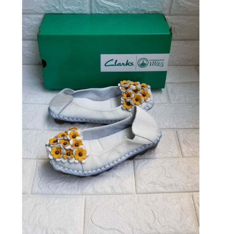 Ready Sepatu Wanita Clarks melati/ Clarks flat / Sepatu clarks wanita / sepatu kulit wanita