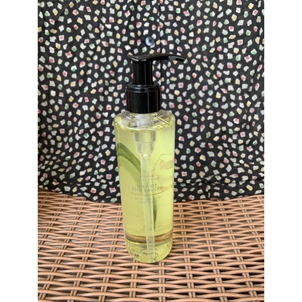 Marks & Spencer M&S Original Lily Of The Valley Moisture Rich Hand Wash 250ml