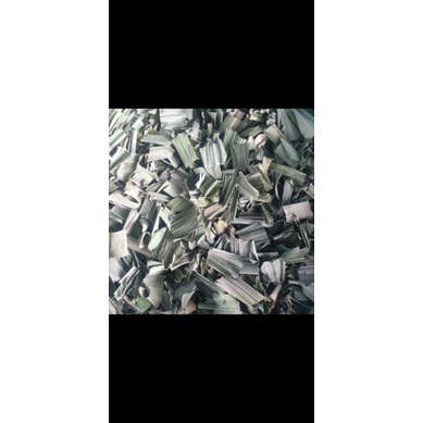 

Daun Pandan Kering 1Kg | Pandanus amaryllifolius