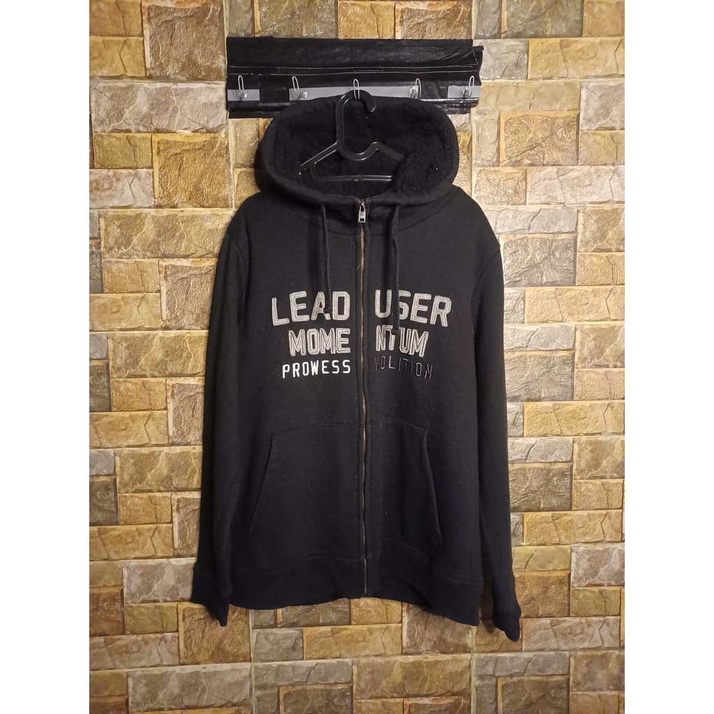 Hoodie clride.n hitam