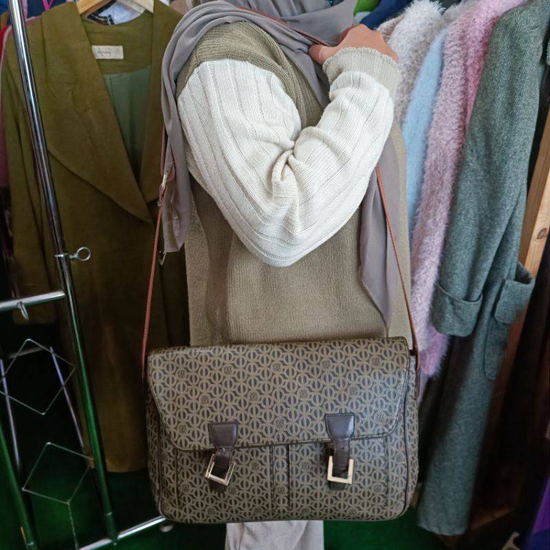 sling bag lq