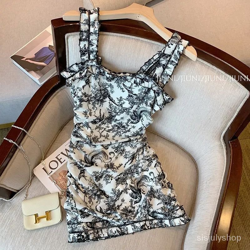 Gaun halter bunga segar hitam dan putih wanita yang indah dan indah gaya Prancis baru gaun fashion t