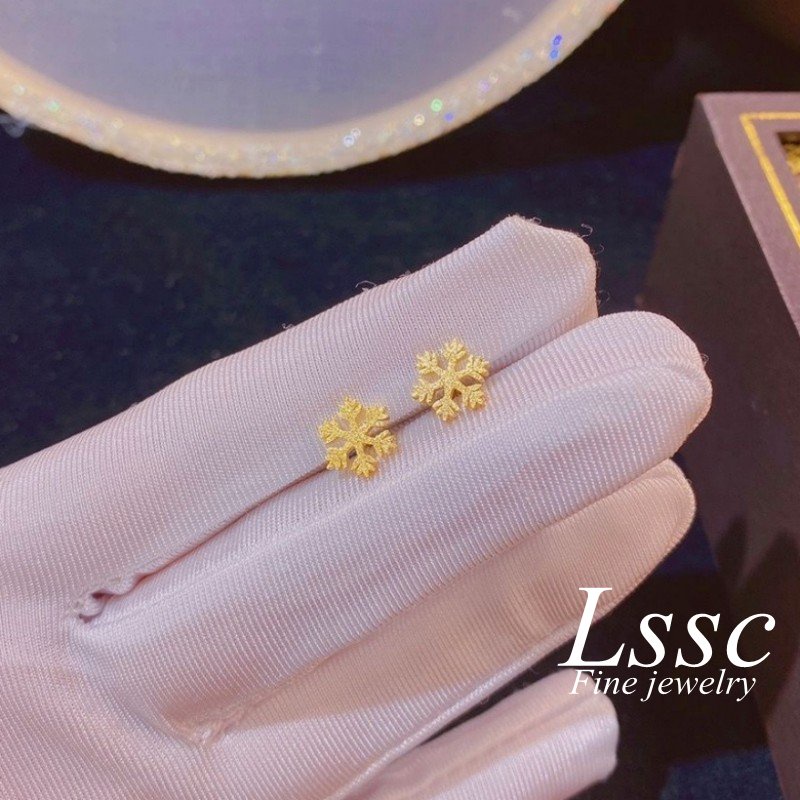 Anting Tusuk Titanium Anti Karat Kepingan Salju Cantik Emas 18K Aksesoris Wanita Fahion Korea