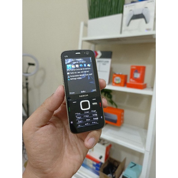 Hp Jadul Nokia N78 Mulus Banget Kolektor item W995 N8 N9 E90 E70 8800