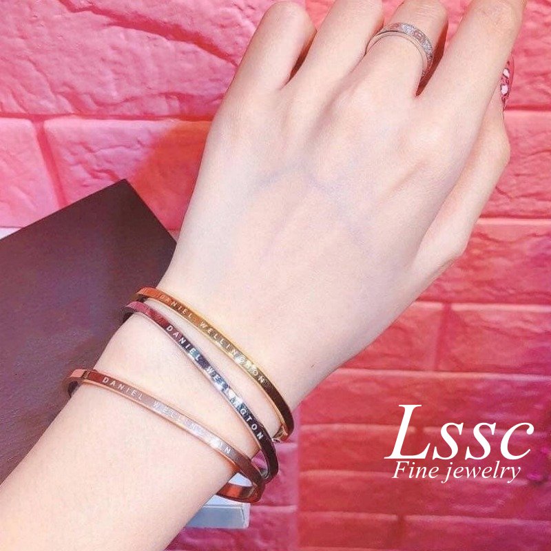 Gelang Titanium Wanita Anti Karat Emas 18K Huruf Bangle Couple Pasangan Perhiasan Fashion Korea