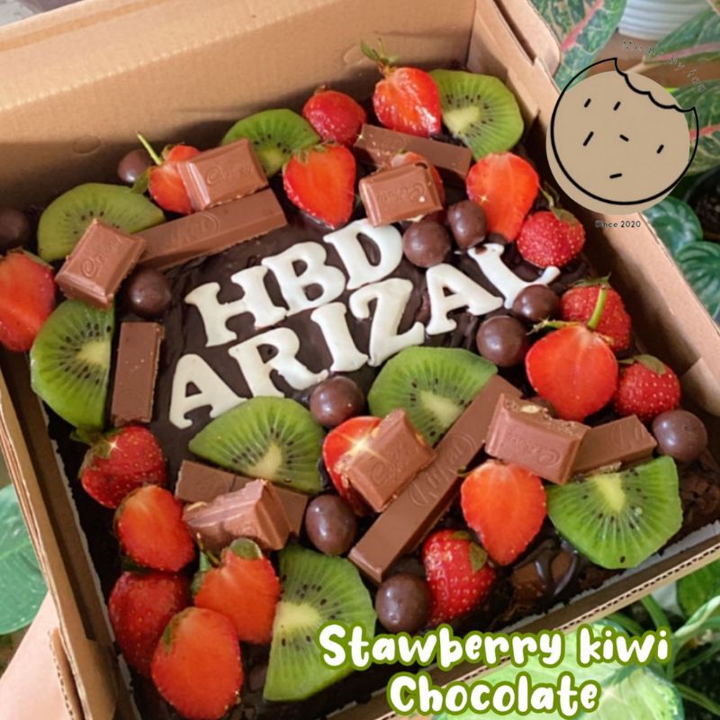 

Meals.byfaa /Brownies Stawbbery kiwi coklat/Brownies Bandung