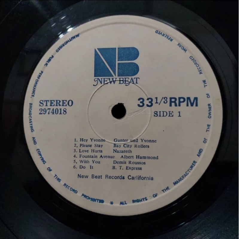 Kaset Vinyl Piringan Hitam 12 inch New Beat