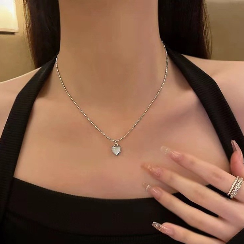 Kalung Choker Pesta Perhiasan Aksesoris Perhiasan Pesona Simple Fashion Populer Elegan Liontin Kalung Berbentuk Hati Cinta Opal Kalung Rantai Klavikula Kalung Korea Untuk Wanita Perempuan