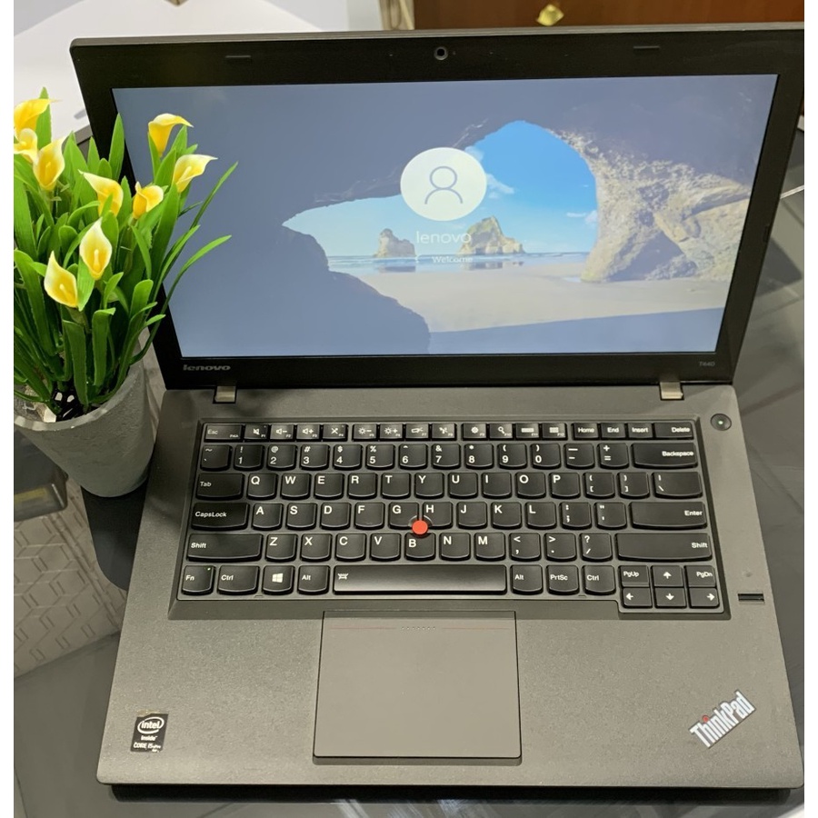 Laptop Lenovo T440 Slim • core i5-4th gen • ram 8