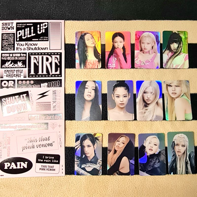 [SHARING] BLACKPINK Official Merch - From Born Pink Tour MD - Lyric card &amp; Photocard jennie jisoo rose lisa album Holo PC