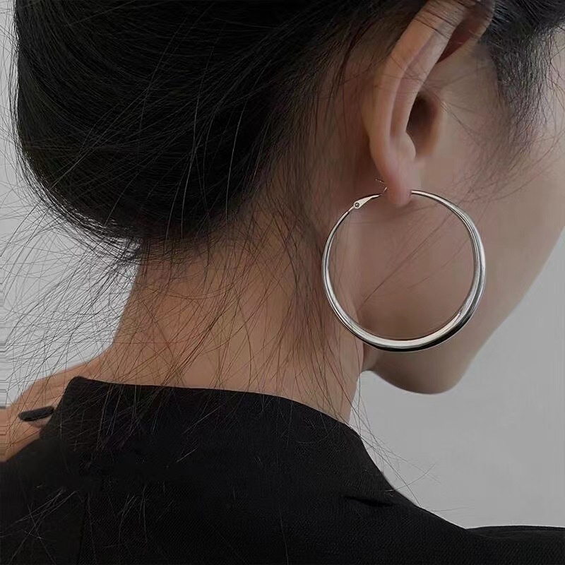 Anting Hoop Besar Aksesoris Kepribadian Fashion Sederhana