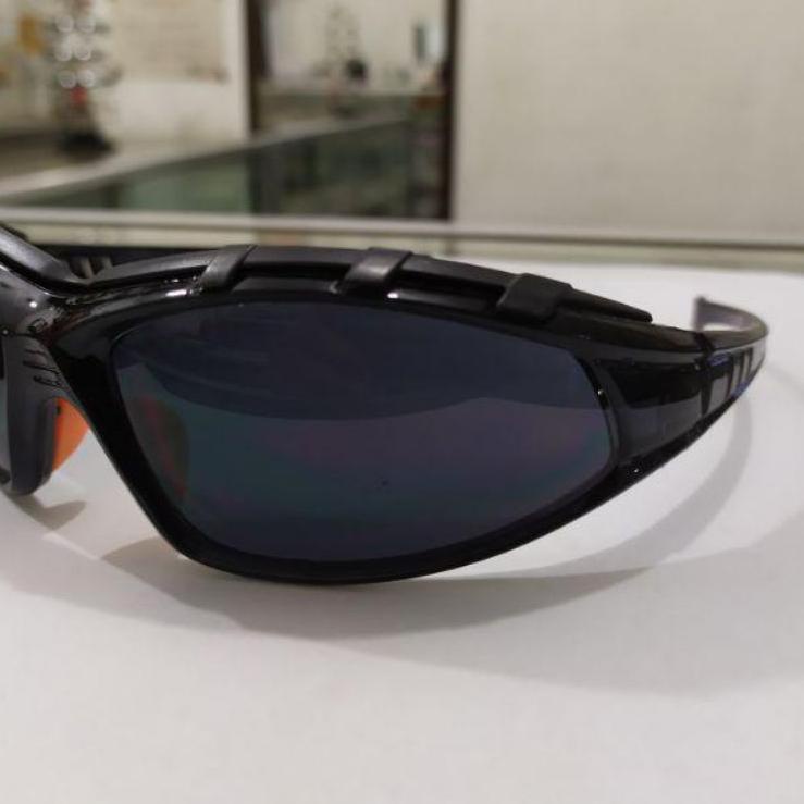 Super Mutu KACA MATA BENING ANTI DEBU PRIA DAN WANITA