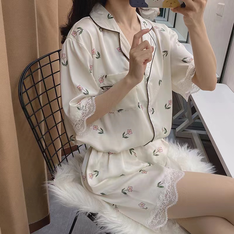 2023 new Korean version of ice silk smooth short sleeve top+shorts two -piece sweet lace lace home clothing