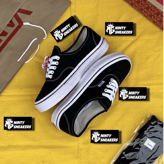 Sepatu vans authentic klasik hitam putih sepatu sneakers sepatu pria sepatu wanita