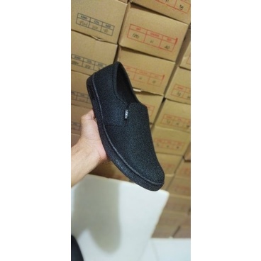 Sepatu slip on hitam polos Sepatu Vans Tanpa tali