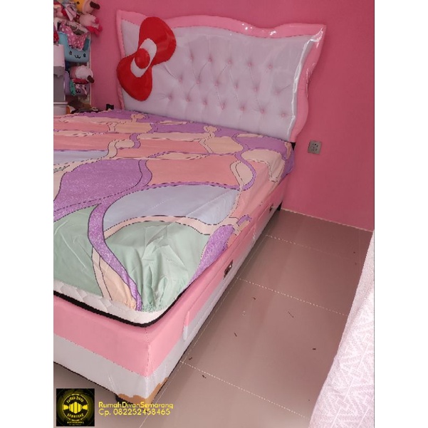 DIVAN DIPAN TEMPAT TIDUR SANDARAN KARAKTER HELLO KITTY REQUEST WARNA SUKA²