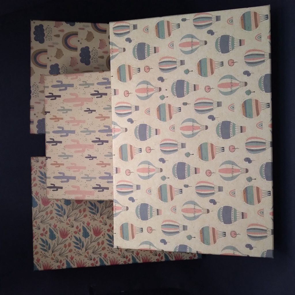 

KOTAK KADO BESAR CRAFT MOTIF