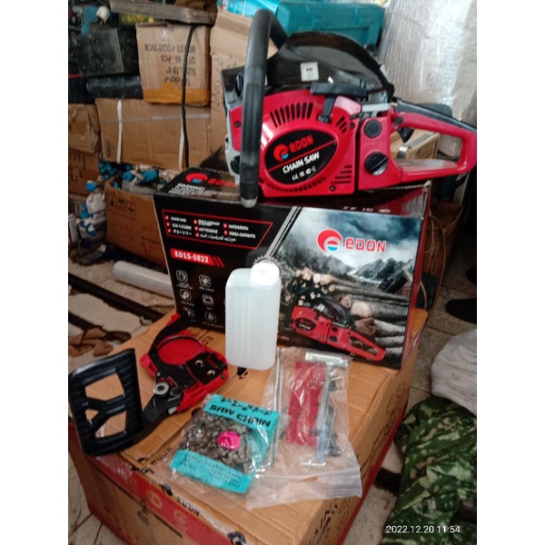 MESIN CHAINSAW 22 INCH EDON 2 TAK GERGAJI POTONG KAYU POHON