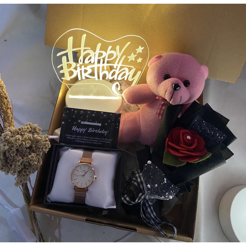 

HADIAH GIFT BOX UNTUK CEWEK KADO BUAT CEWEK KADO EASHTETIC CEWEK KADO ANNYVERSARY ULANG TAHUN WEDDING GRADUATION SURPISE