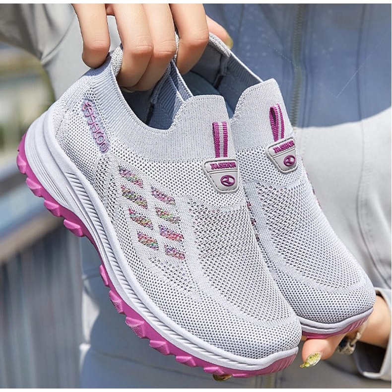 GROSIRTAS &quot;FREE BOX&quot; LV0190 Sepatu Sneakers Wanita Tanpa Tali Polos Import/Sneakers Santai Wanita