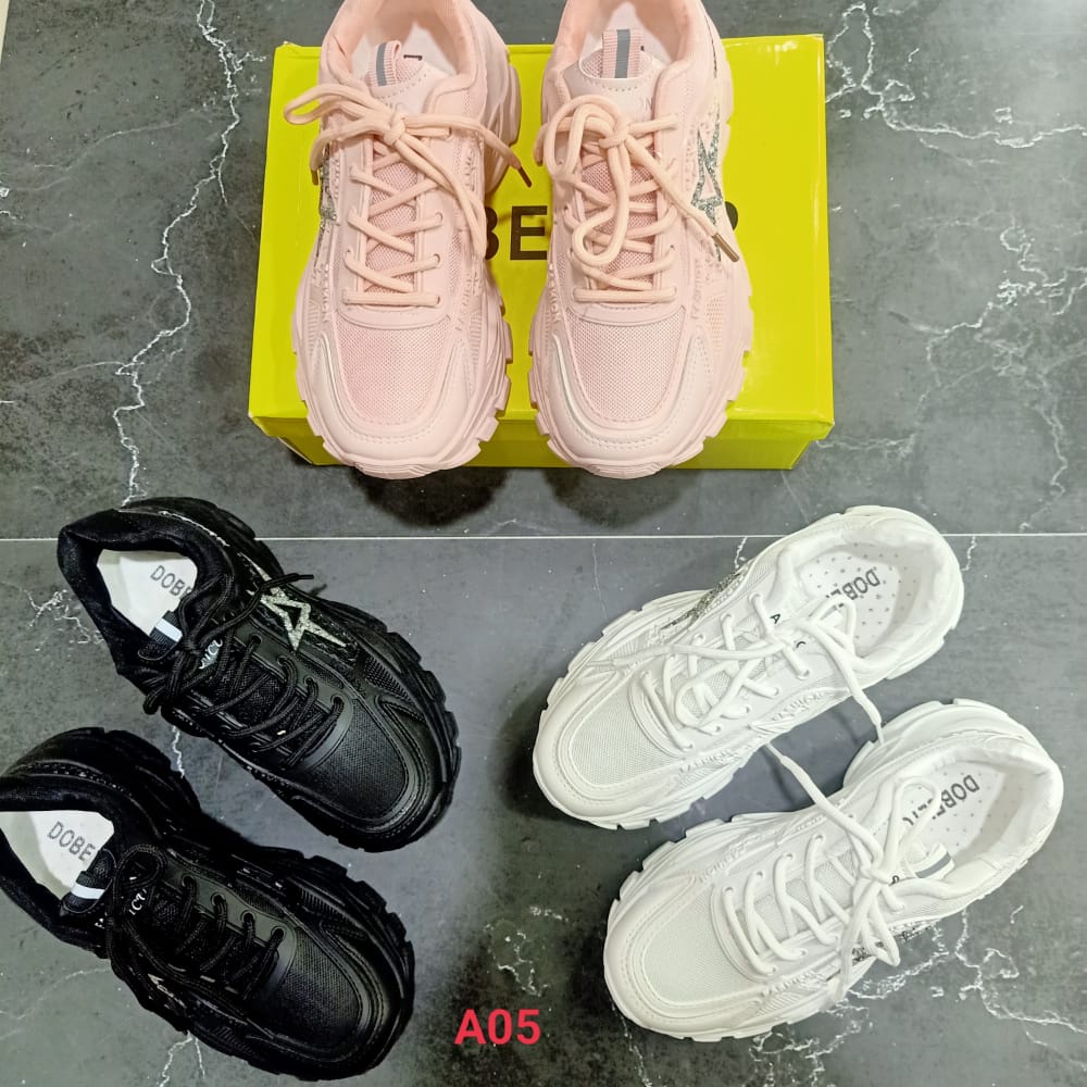 Sneaker Dobeltop wanita A05