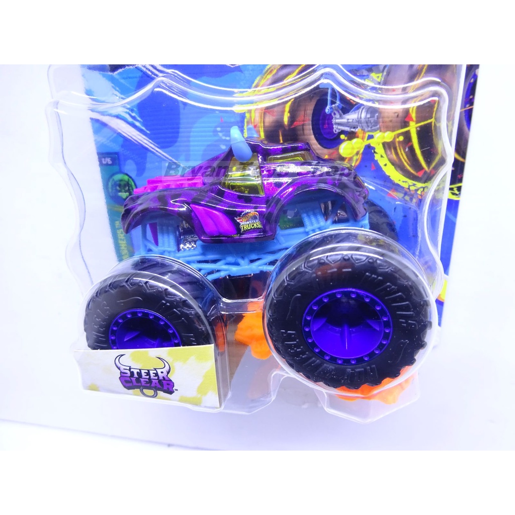 Hot Wheels  Monster Trucks Steer Clear Ungu