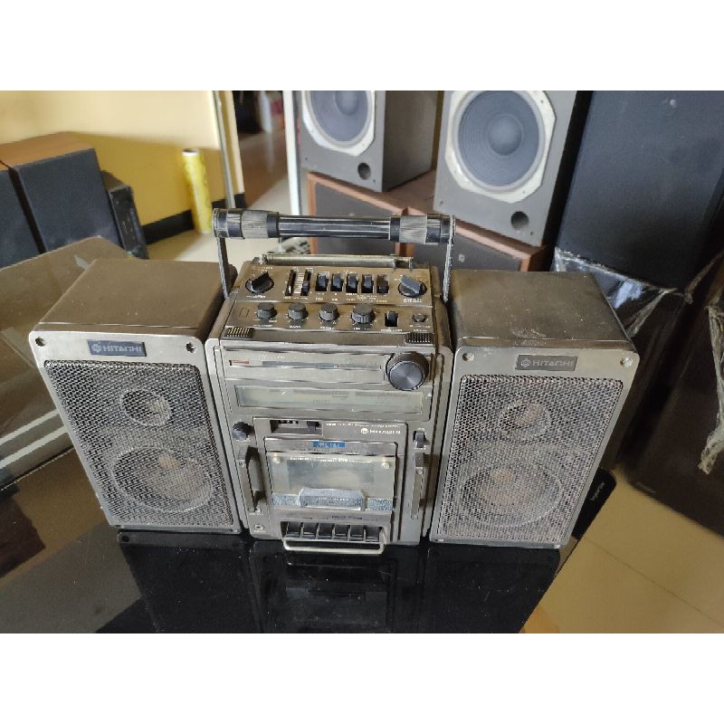 RADIO_TAPE_HITACHI