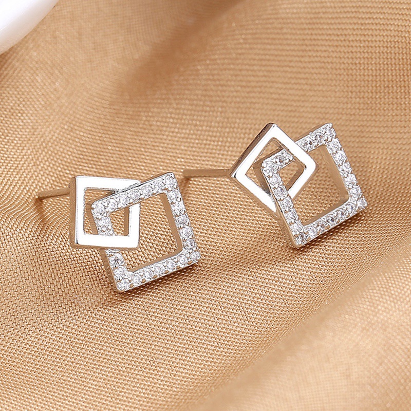 925jarum Perak Korea Jarum Persegi Geometris Anting Temperamen Fashion Retro Ear Studs