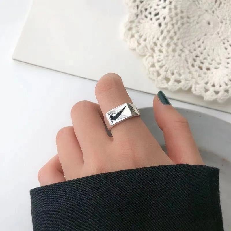 【COD】Cincin  Untuk Pria Anti Karat Korean Fashion Gaya Punk Vintage Aesthetic Wanita Pria Accessories Couple Ring-FA