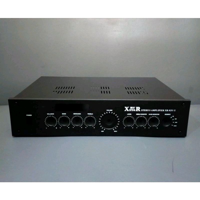 Box Ampli XR 0251 U