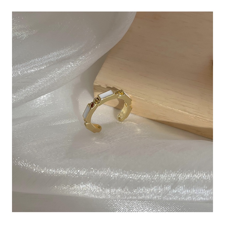 (open ring)Cincin Model Terbuka Bentuk Kotak Warna Putih Gaya Korea (TR - 004)