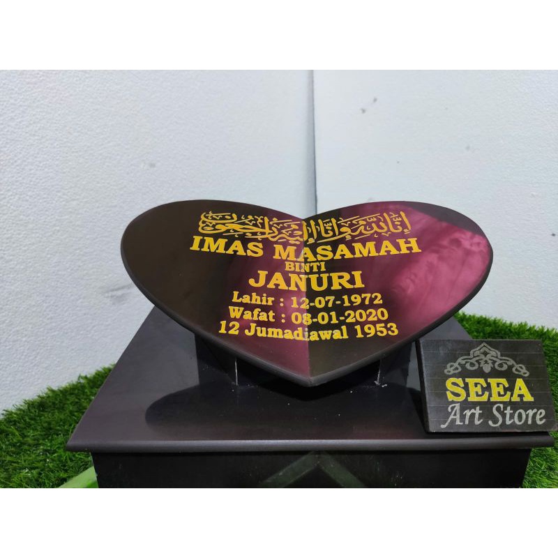 BATU NISAN MAKAM MAESAN DUDUKAN MOTIF LOVE BENTUK FUL GRANIT TILE + PACKING KAYU