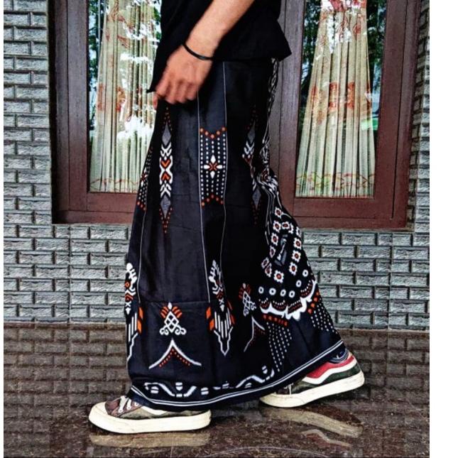 Sarung Gradasi Multicolor Aksara Jawa Motif Khotam Sulaiman ‣ WGP.11De22ᴾ