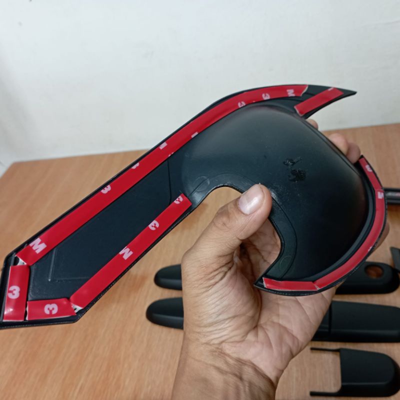 Outer handle tank Cover GR Sport Rush/ Terios 2018-2022 Hitam