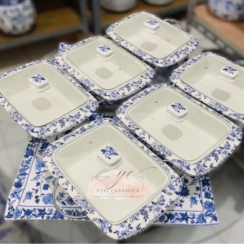 prasmanan biru putih keramik isi 3